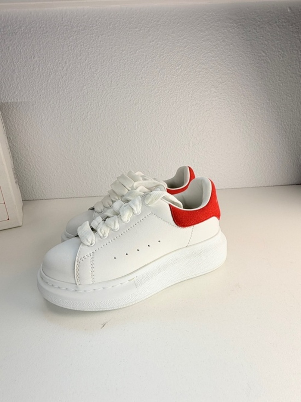 Alexander McQueen Oversized Sneakers Kids EU 27  US 10 C White Red Leather Shoes